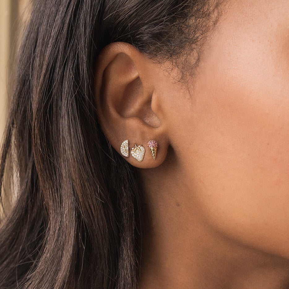 Fluted Diamond Yellow Gold Stud Earrings | Sydney Evan